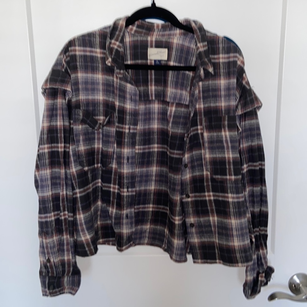Flannel with ruffle sleeve
